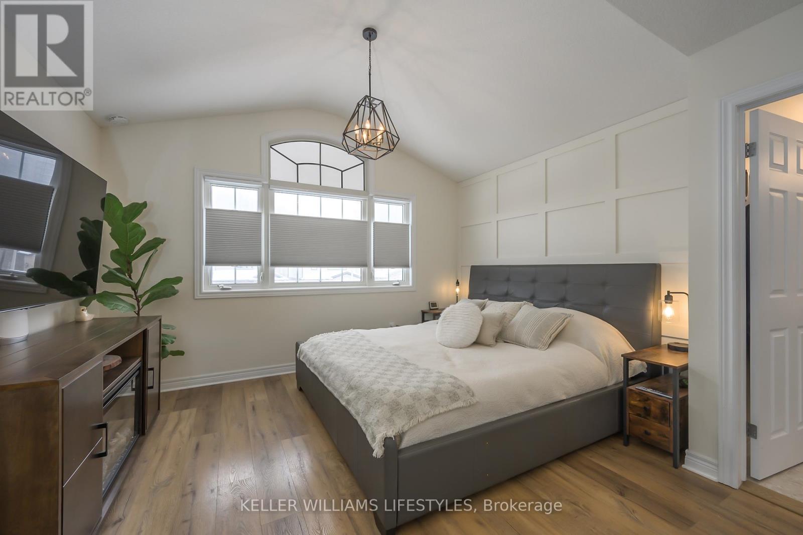 6811 Vallas Circle, London South, Ontario  N6P 0B5 - Photo 4 - X12729346