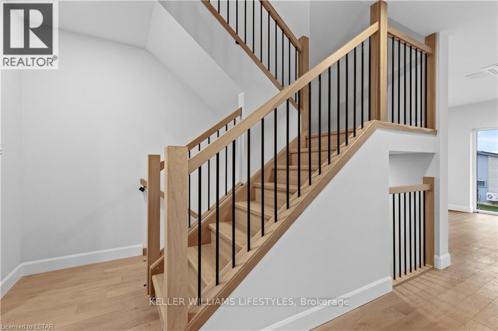 B106 - 2082 Lumen Drive, London South, Ontario  N6K 0L3 - Photo 10 - X12729454