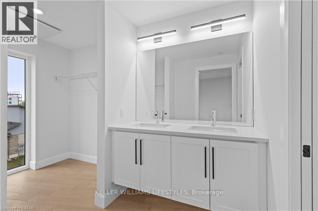 B106 - 2082 Lumen Drive, London South, Ontario  N6K 0L3 - Photo 4 - X12729454