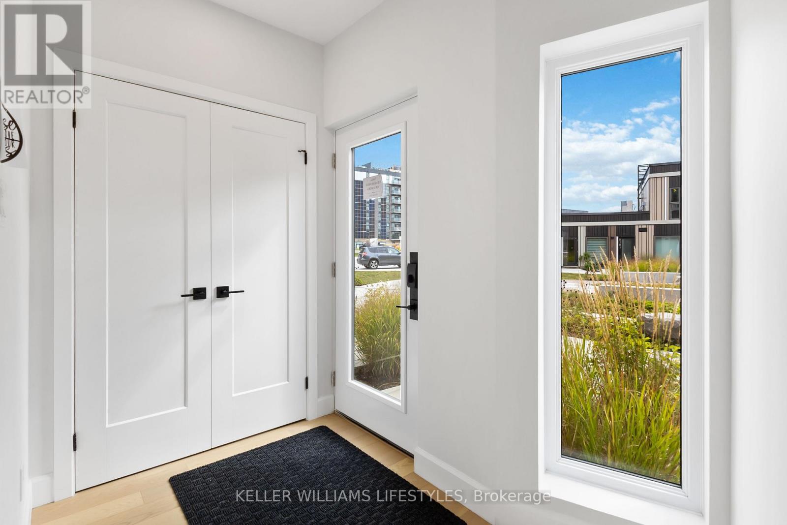 B117 - 2082 Lumen Drive, London South, Ontario  N6K 0L3 - Photo 2 - X12729456