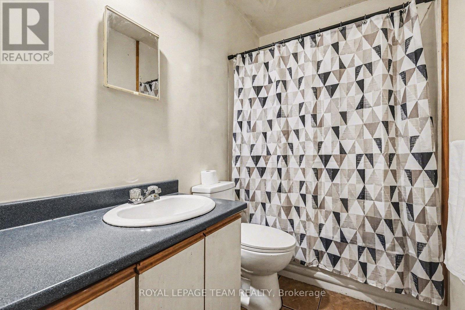 5725 County 18 Road, Augusta, Ontario  K0E 1X0 - Photo 29 - X12729426