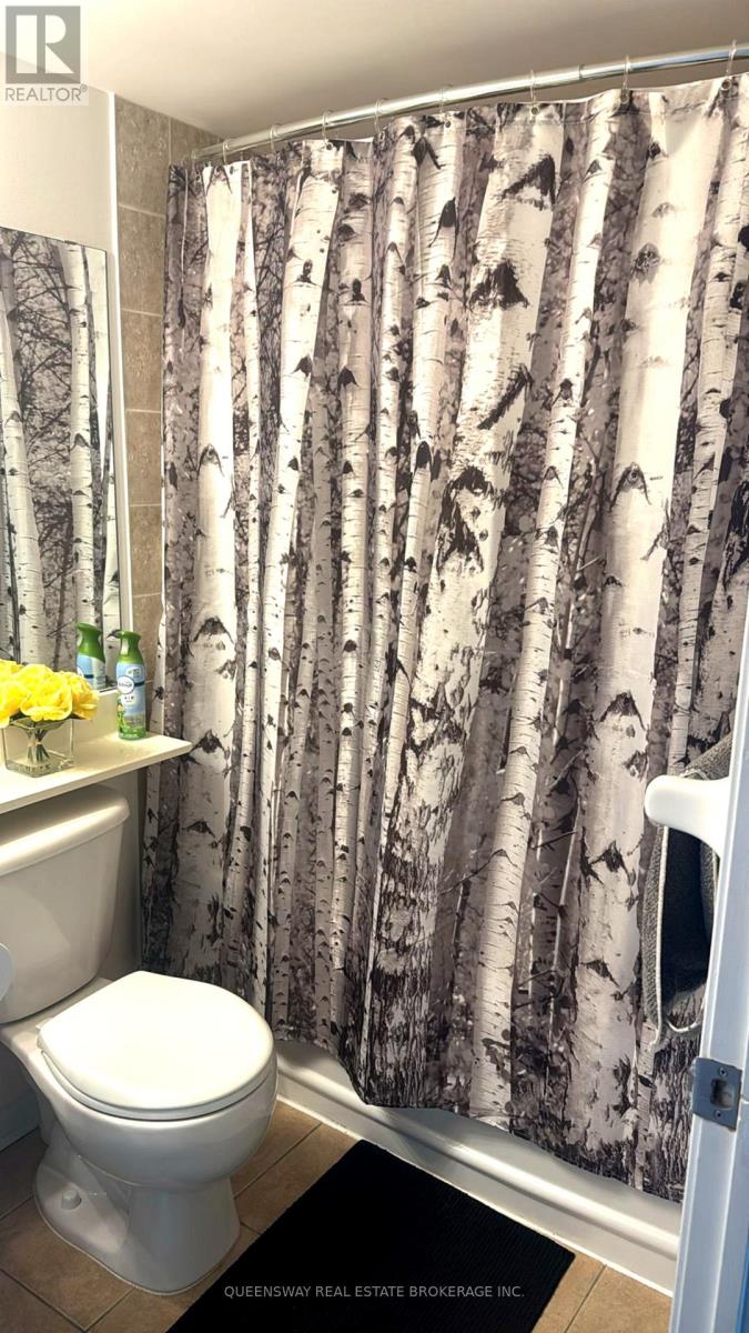 2108 - 1 Elm Drive, Mississauga, Ontario  L5B 4M1 - Photo 5 - W12727940