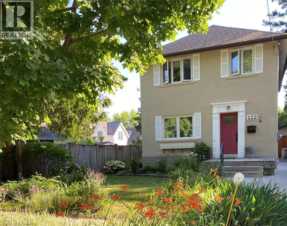 122 Belmont Avenue, Waterloo, Ontario  N2L 2A9 - Photo 2 - 40800277