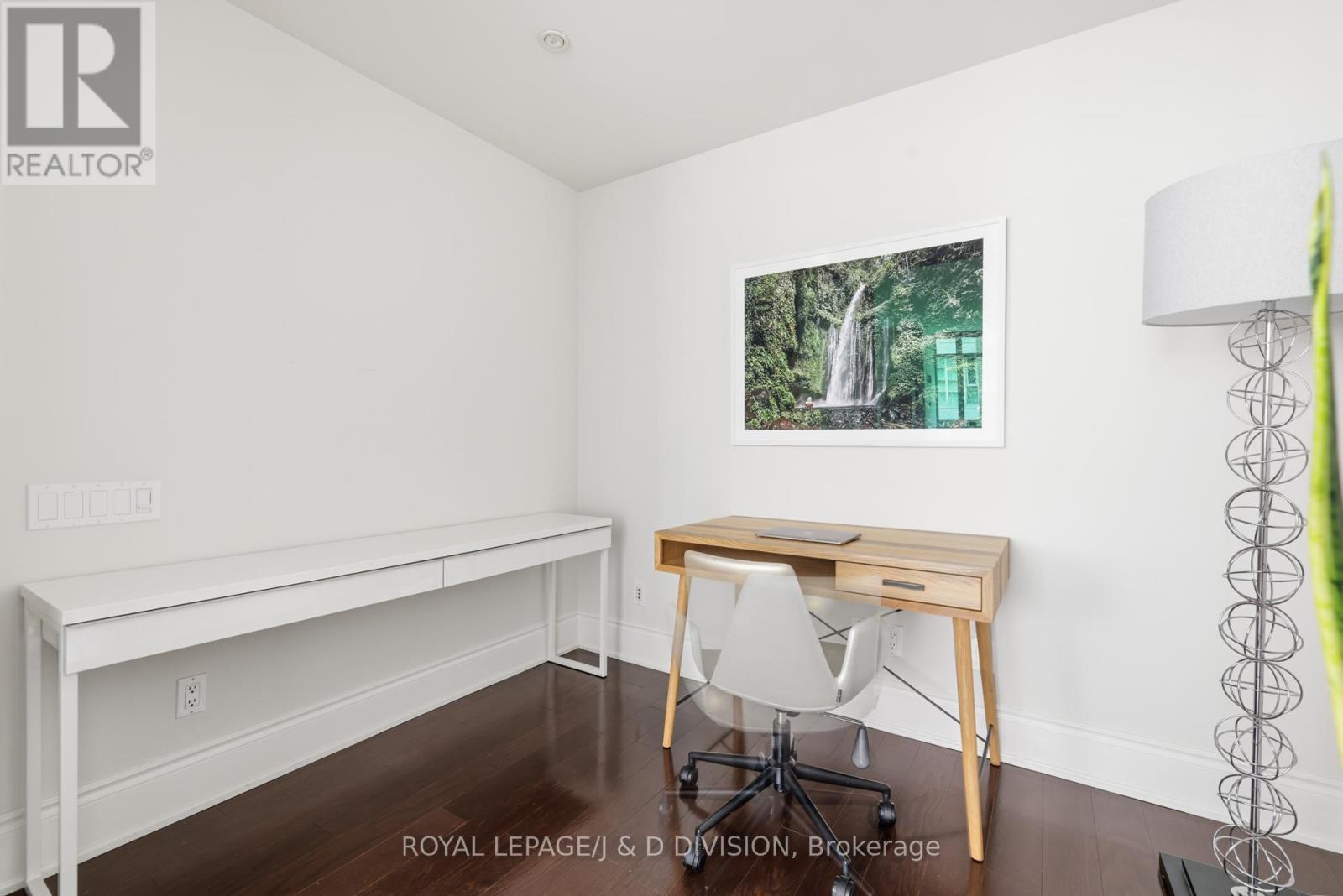 401 - 55 Delisle Avenue, Toronto, Ontario  M4V 3C2 - Photo 11 - C12729354