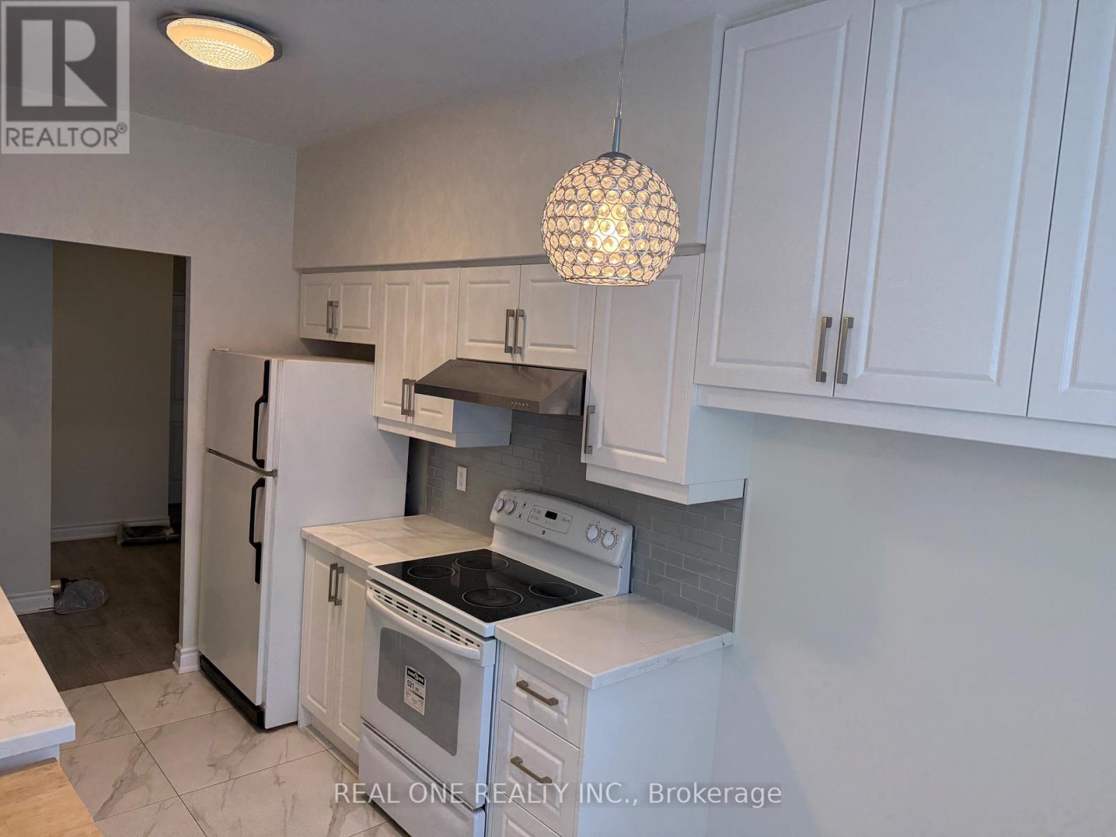 102 - 35 Empress Avenue, Toronto, Ontario  M2N 6T3 - Photo 5 - C12729414