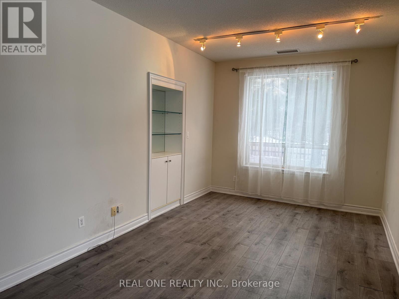 102 - 35 Empress Avenue, Toronto, Ontario  M2N 6T3 - Photo 8 - C12729414