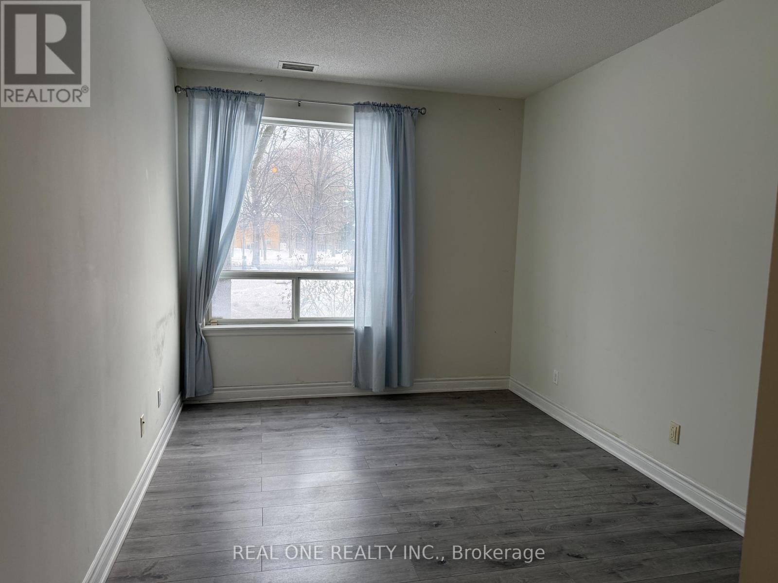102 - 35 Empress Avenue, Toronto, Ontario  M2N 6T3 - Photo 9 - C12729414