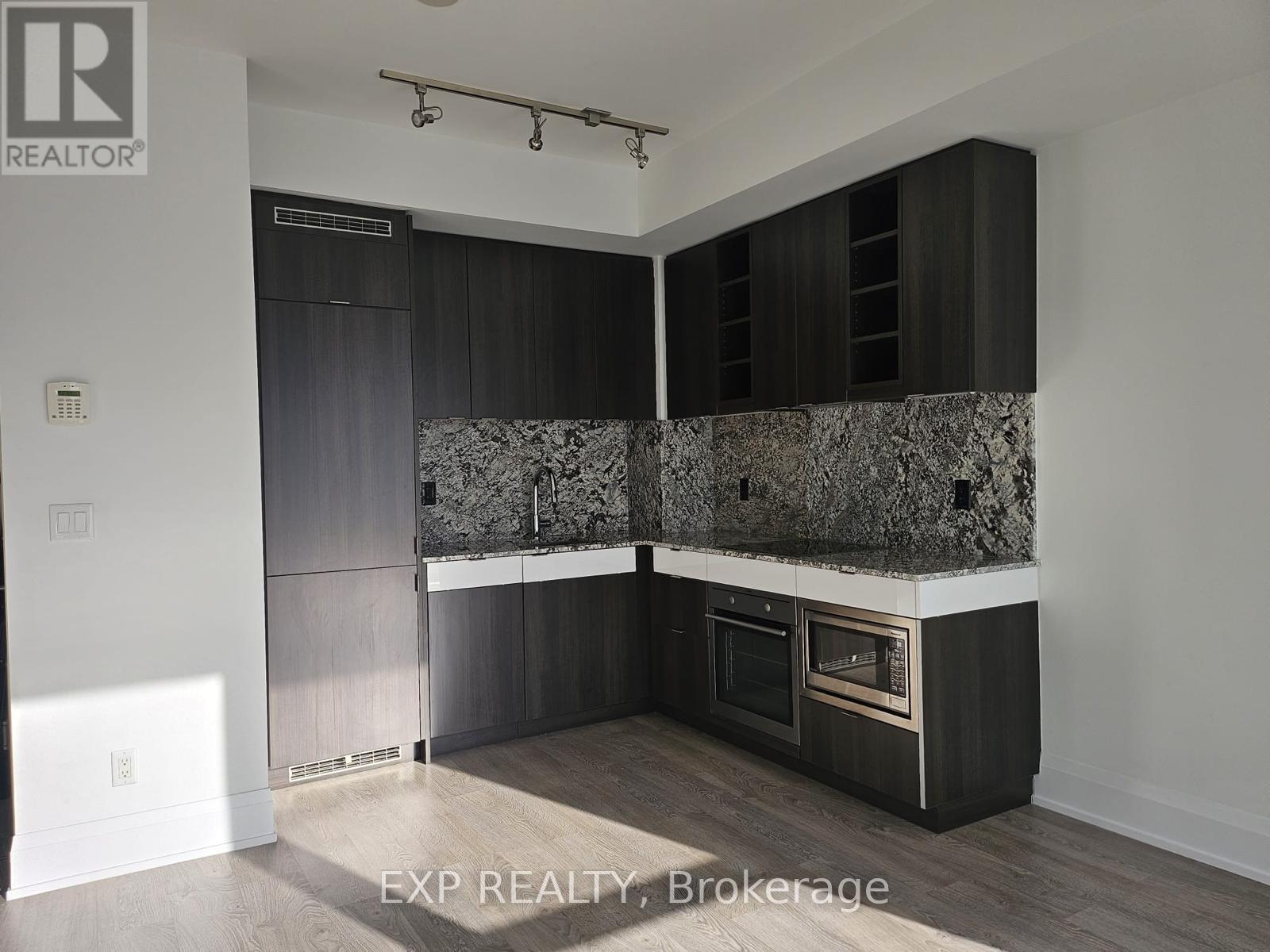 1408 - 101 Erskine Avenue, Toronto, Ontario  M4P 0C5 - Photo 3 - C12729442