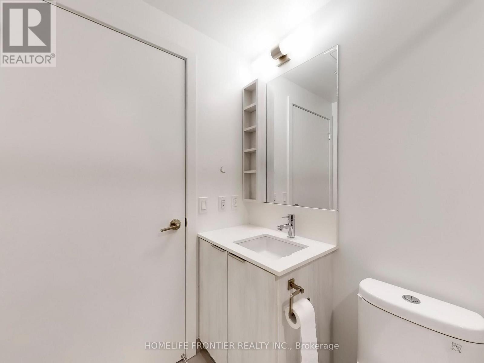 3007 - 8 Wellesley Street W, Toronto, Ontario  M4Y 0J5 - Photo 14 - C12729482