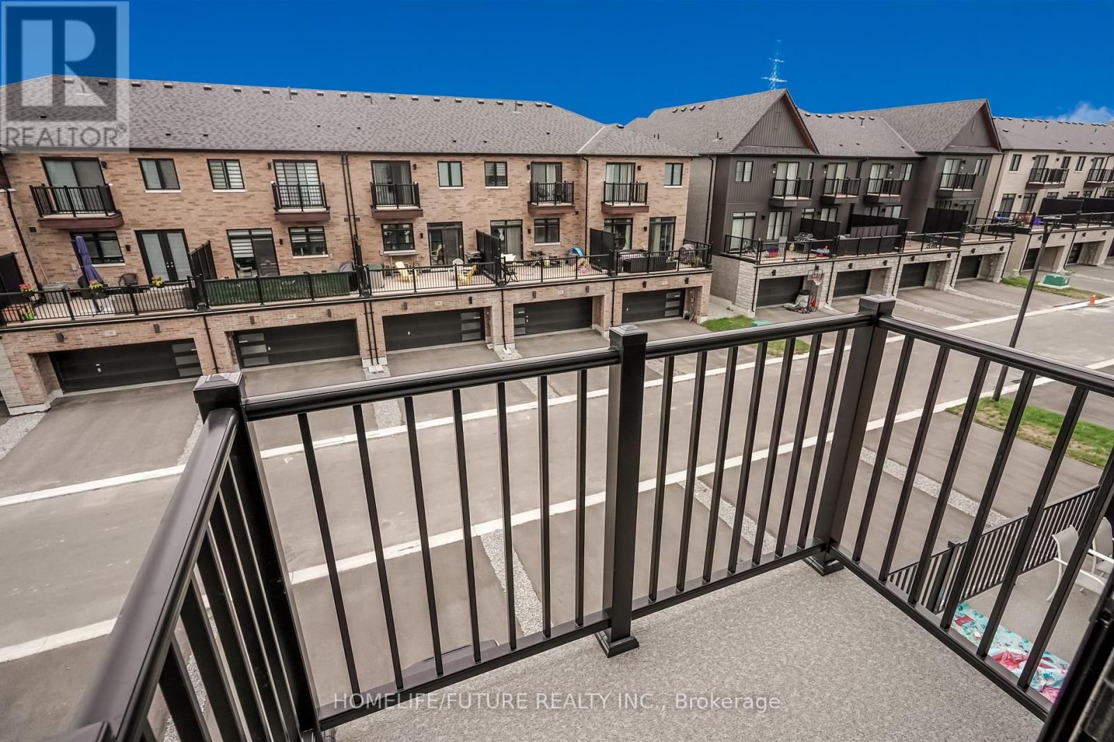 2626 Delphinium Trail, Pickering, Ontario  L1X 0N2 - Photo 37 - E12729504