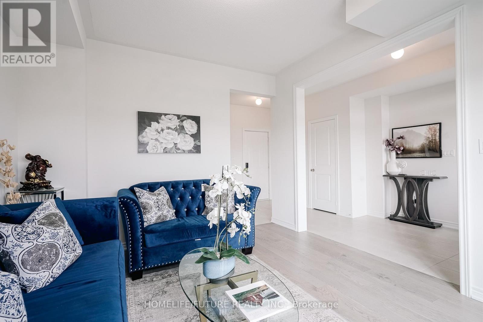 2626 Delphinium Trail, Pickering, Ontario  L1X 0N2 - Photo 6 - E12729504