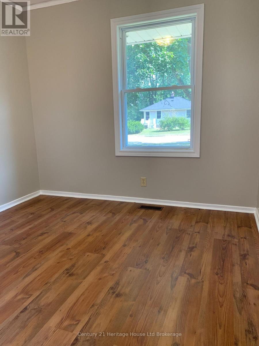 Photo 8 of 16 for 225 Algonquin Drive