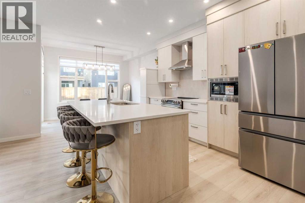 29 Marmot Passage NW, Calgary, Alberta  T3R 2J3 - Photo 7 - A2281142