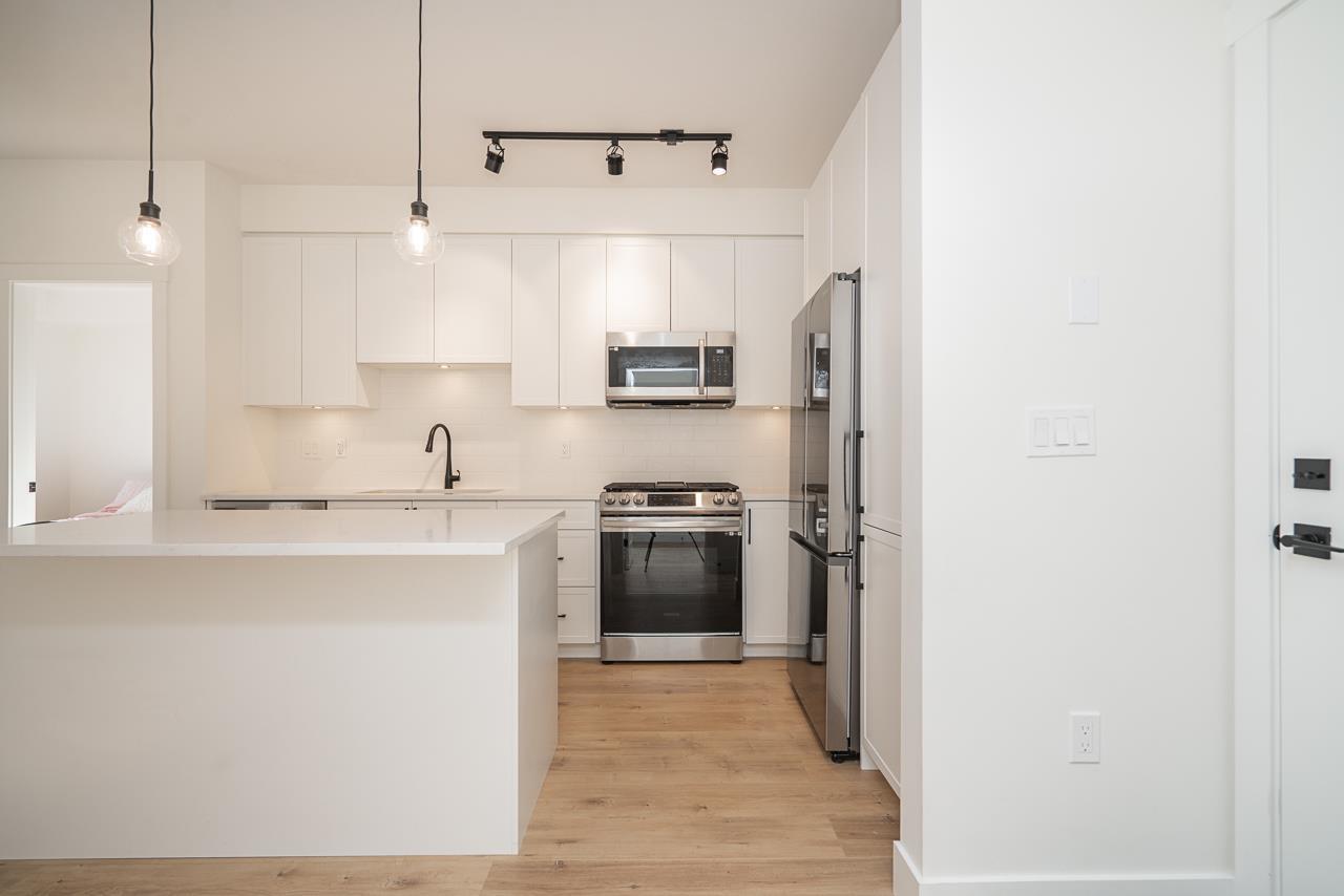 209 7506 199a Street, Langley, British Columbia  V2Y 3K9 - Photo 5 - R3082932