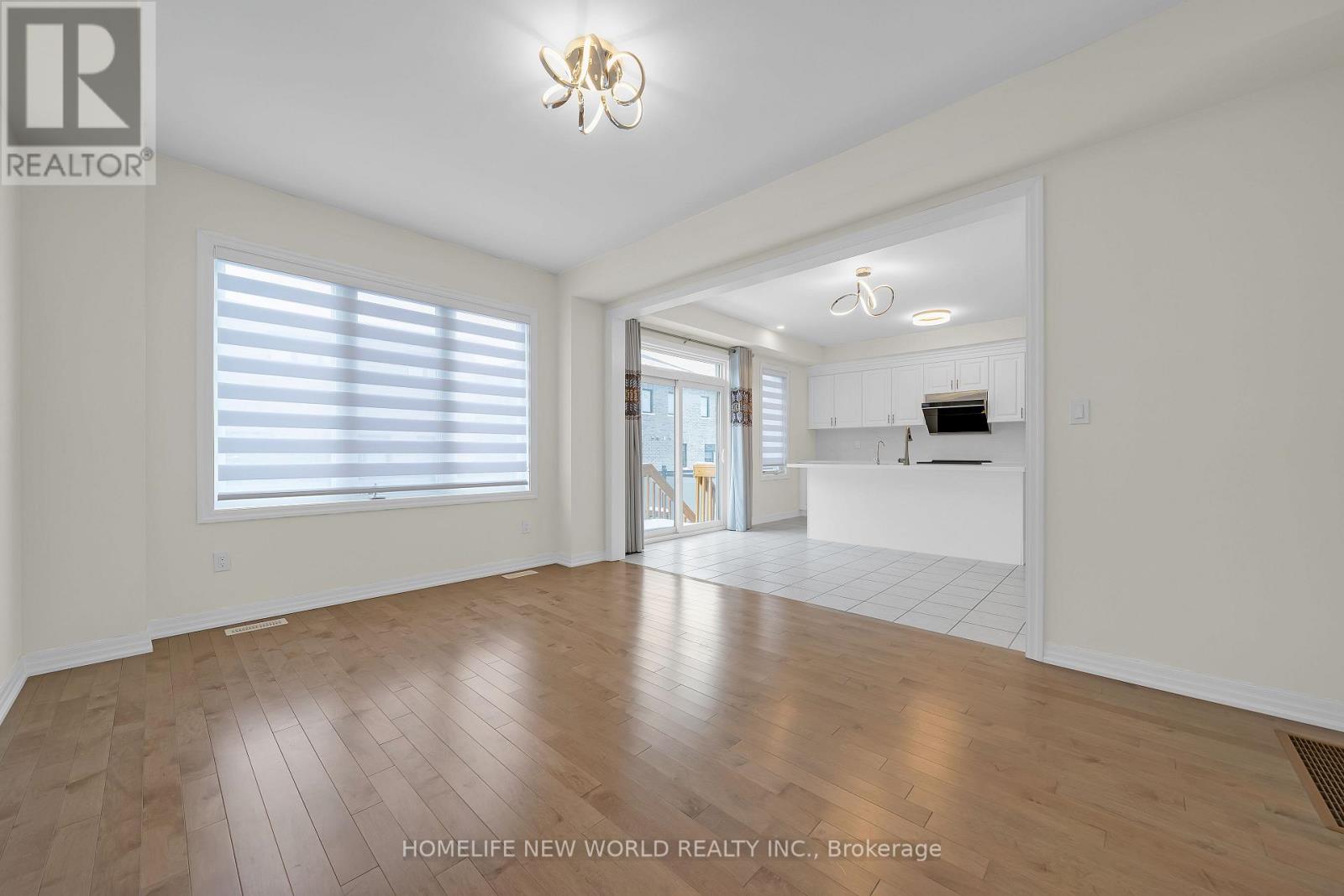 48 Crofting Crescent, Markham, Ontario  L6E 0W1 - Photo 5 - N12729452