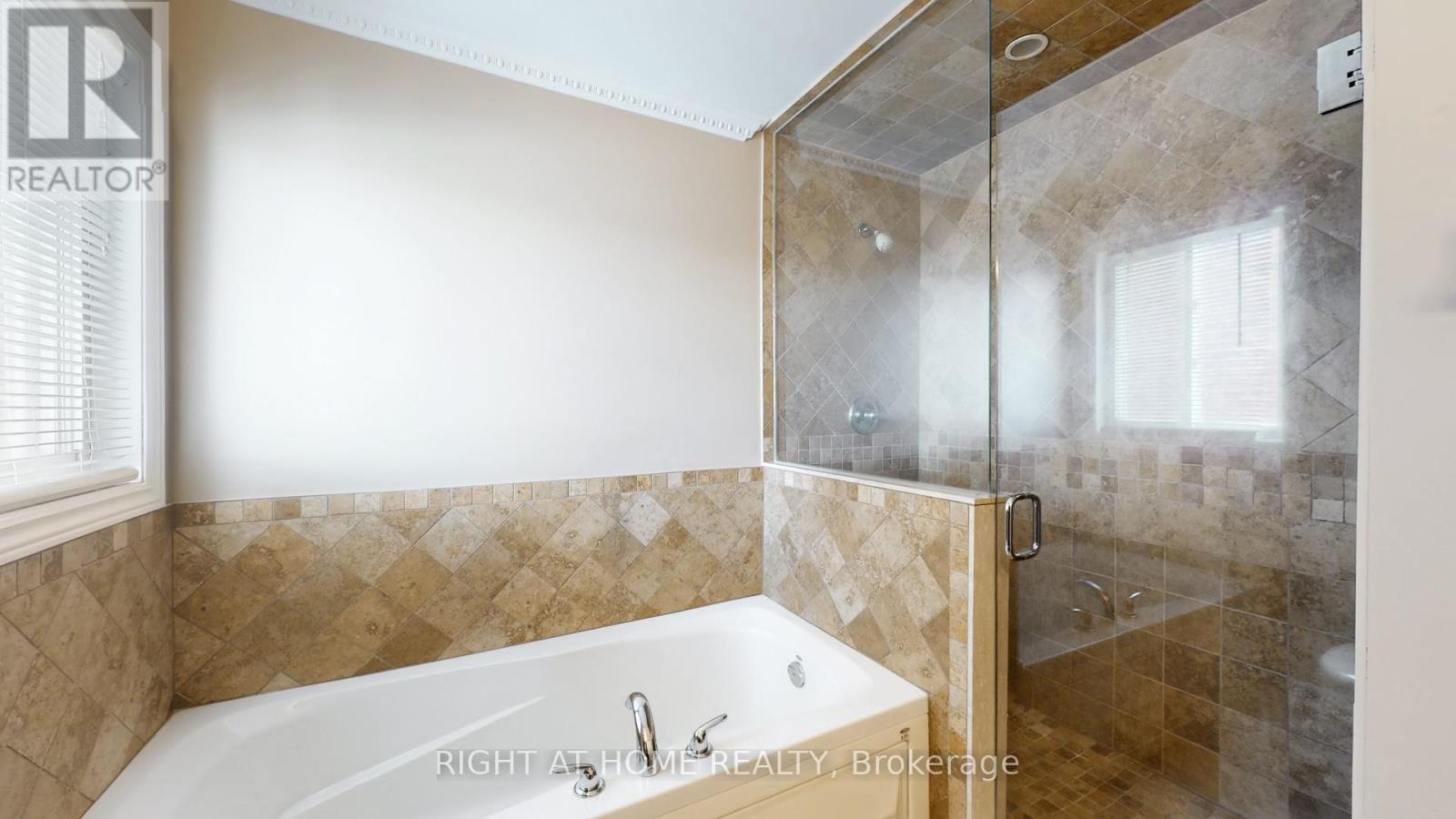 204 Proclamation Drive, Barrie (Innis-Shore), Ontario  L4N 0Y9 - Photo 18 - S12729366