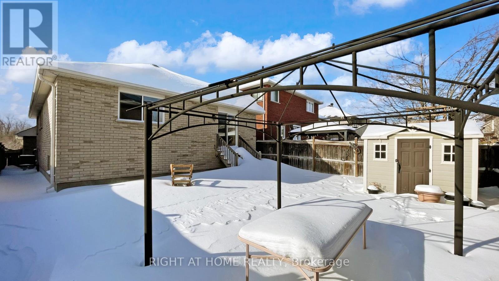 204 Proclamation Drive, Barrie (Innis-Shore), Ontario  L4N 0Y9 - Photo 32 - S12729366