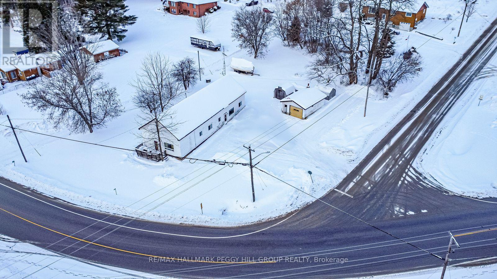 332 Champlain Road, Penetanguishene, Ontario  L9M 1S4 - Photo 17 - S12729380