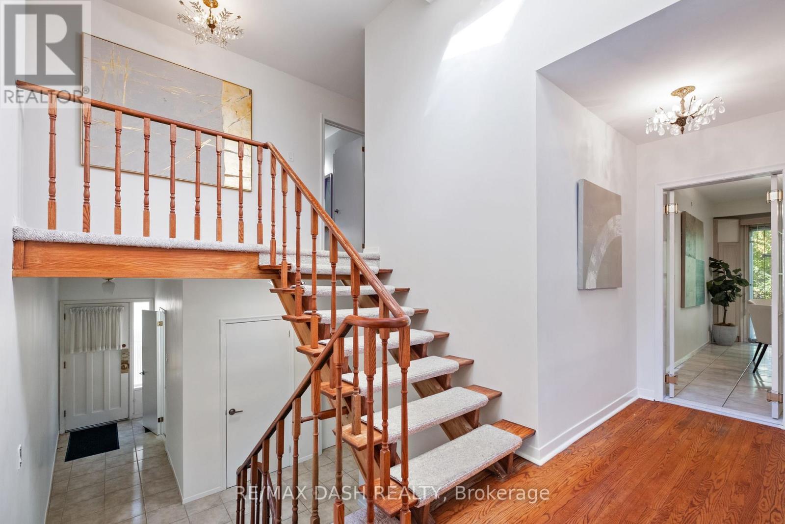 48 Russfax Drive, Toronto, Ontario  M2R 3B1 - Photo 16 - C12609812