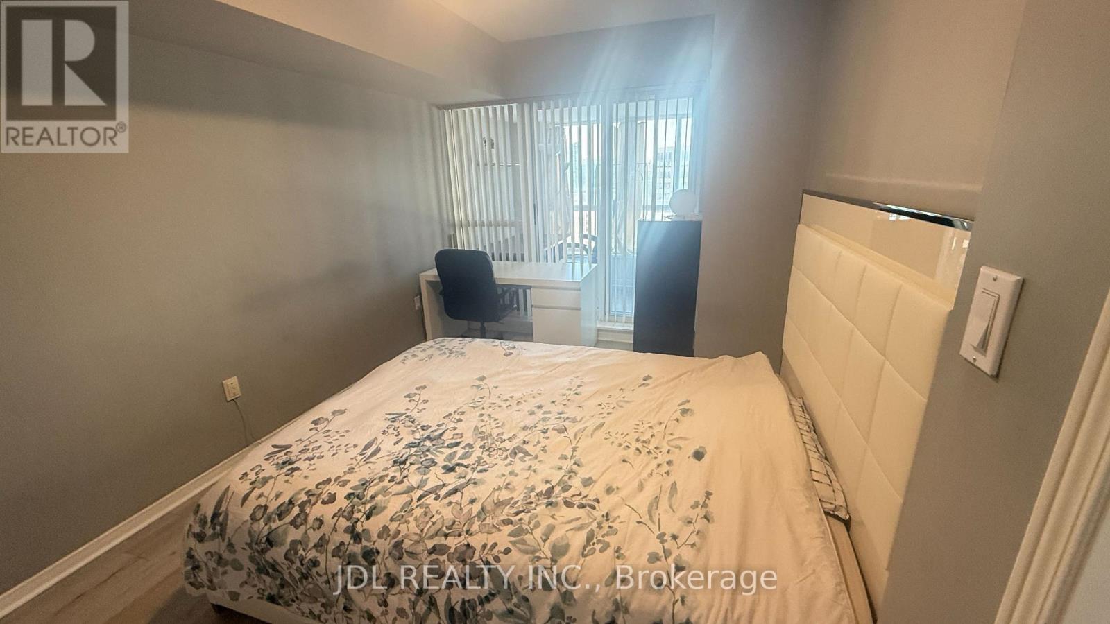 1610 - 887 Bay Street, Toronto, Ontario  M5S 3K4 - Photo 9 - C12615694