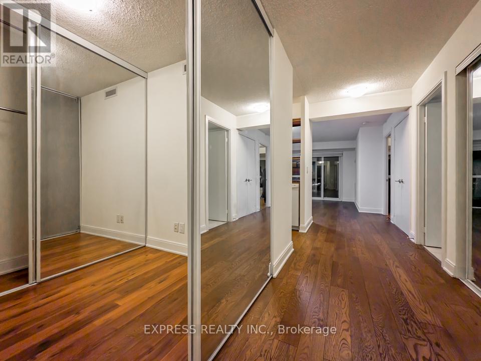 2806 - 125 Village Green Square, Toronto, Ontario  M1S 0L1 - Photo 2 - E12686394