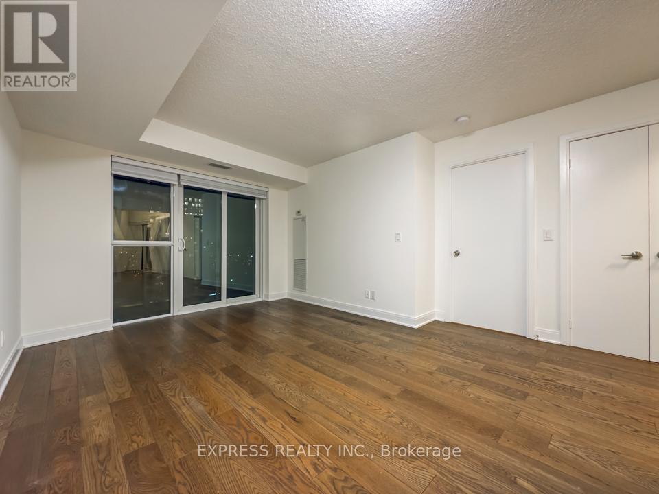 2806 - 125 Village Green Square, Toronto, Ontario  M1S 0L1 - Photo 7 - E12686394