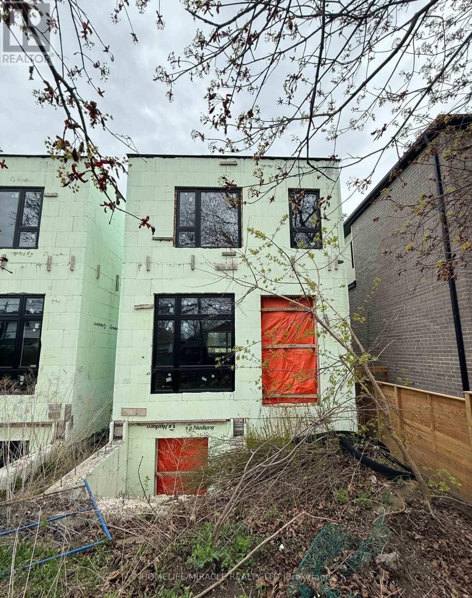 40 August Avenue, Toronto, Ontario  M1L 3M9 - Photo 2 - E12729186