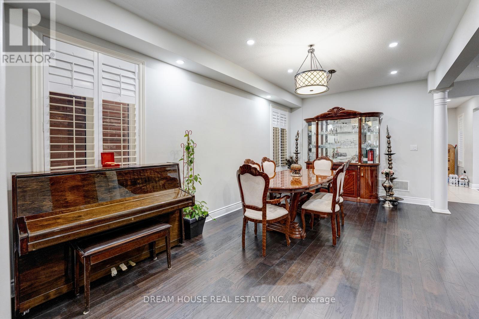 353 Michener Place, Milton, Ontario  L9T 8P4 - Photo 6 - W12729368