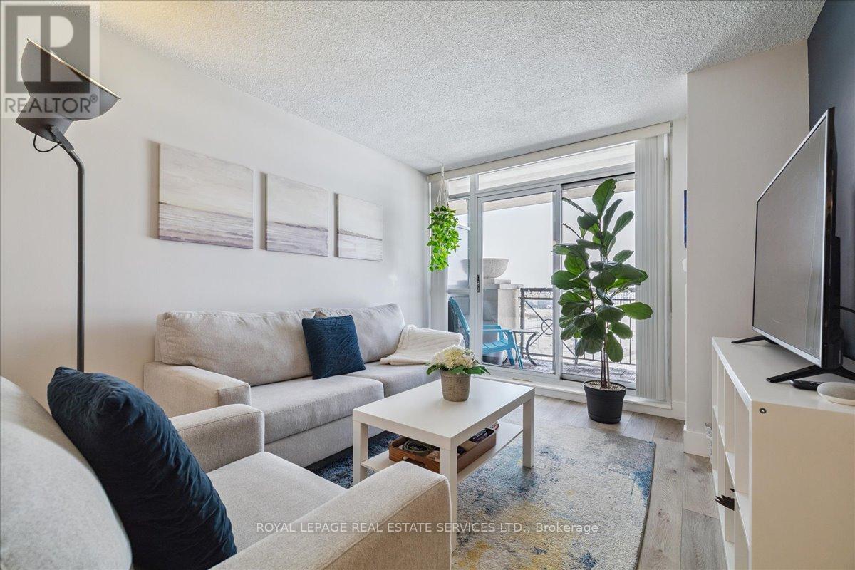 802 - 2379 Central Park Drive, Oakville, Ontario  L6H 0E3 - Photo 9 - W12729378