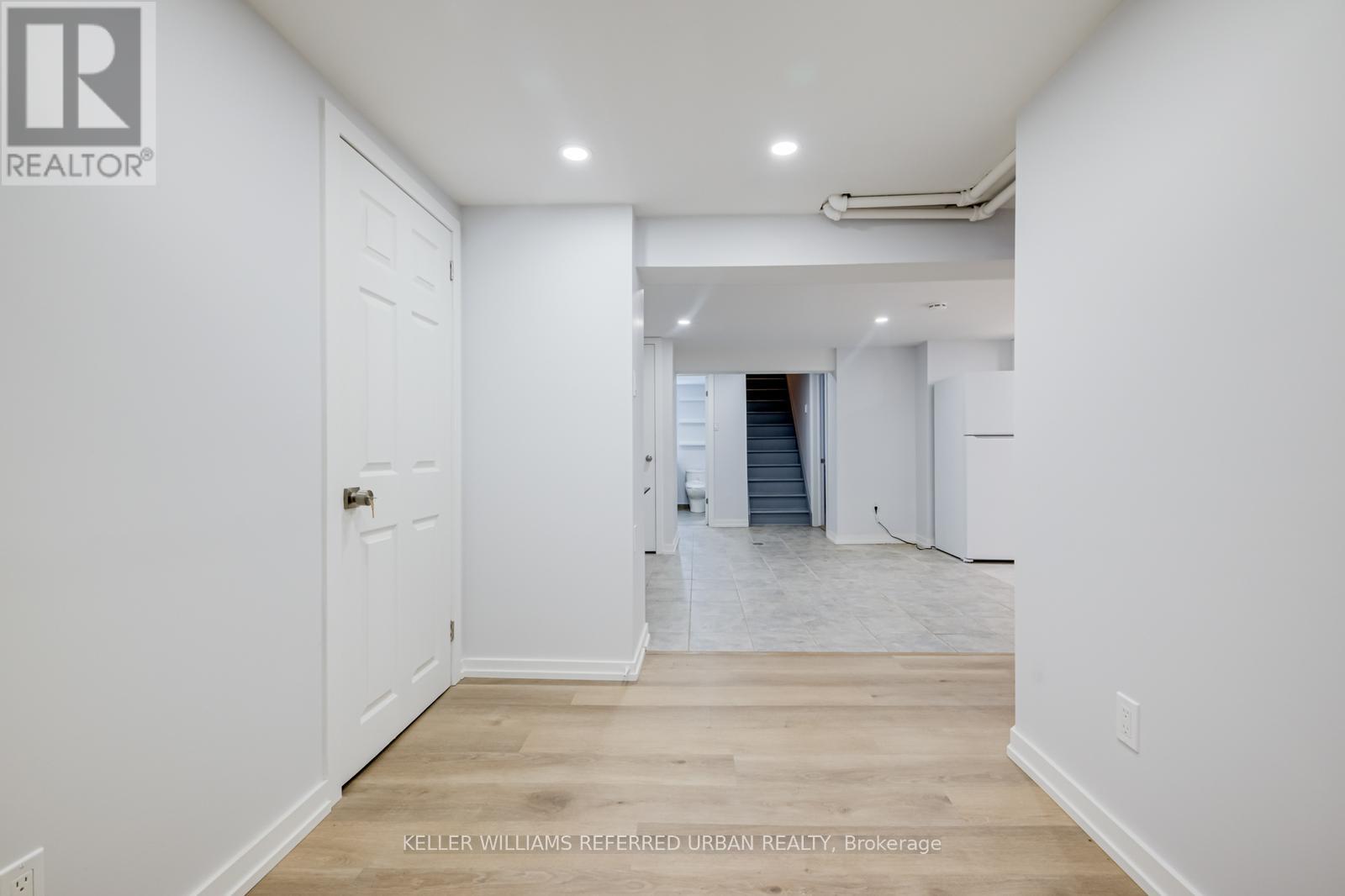 Lower - 2556 Lake Shore Boulevard W, Toronto, Ontario  M8V 1G1 - Photo 14 - W12729382