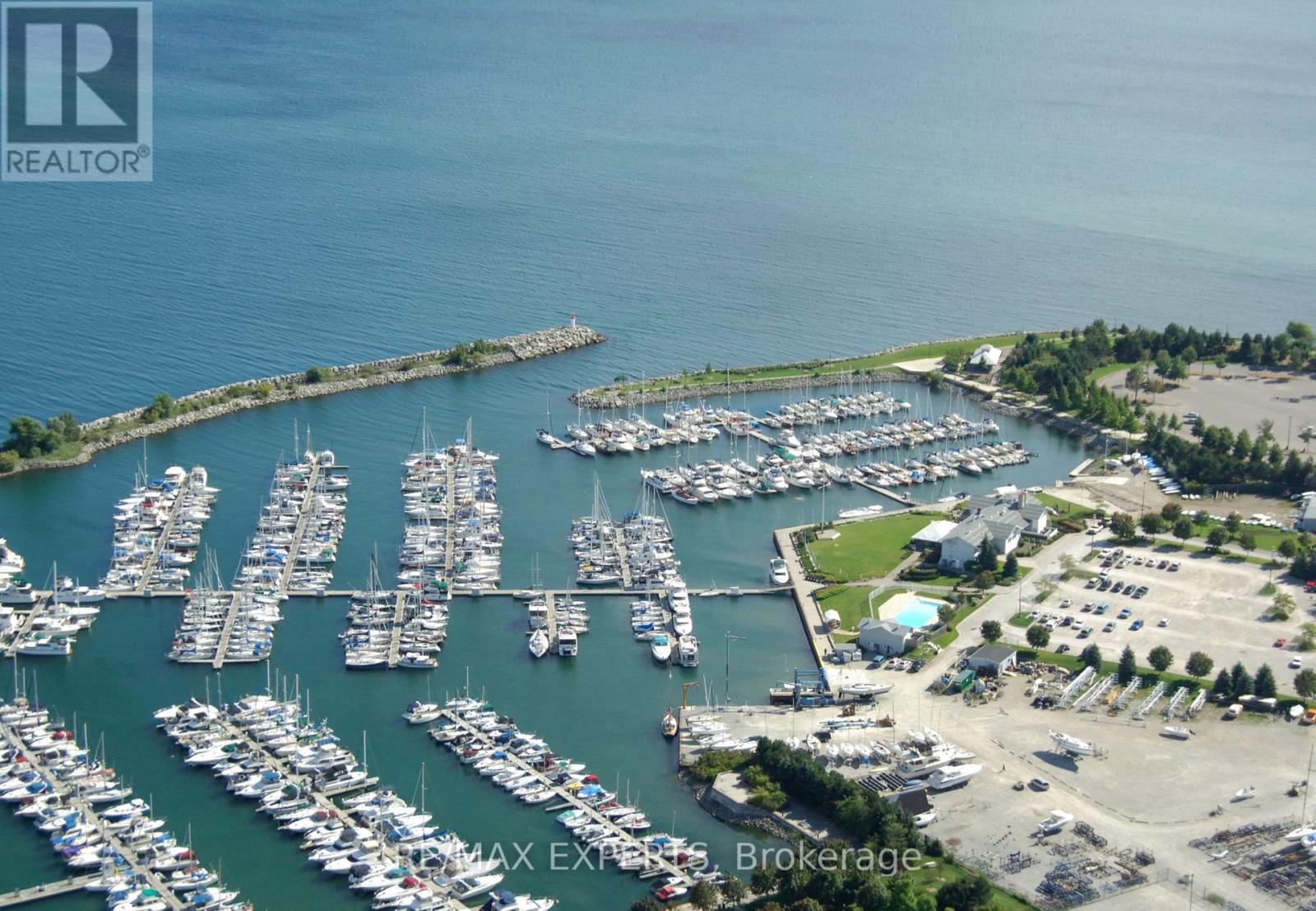 Upper - 934 Beechwood Avenue, Mississauga, Ontario  L5G 4E2 - Photo 29 - W12729480