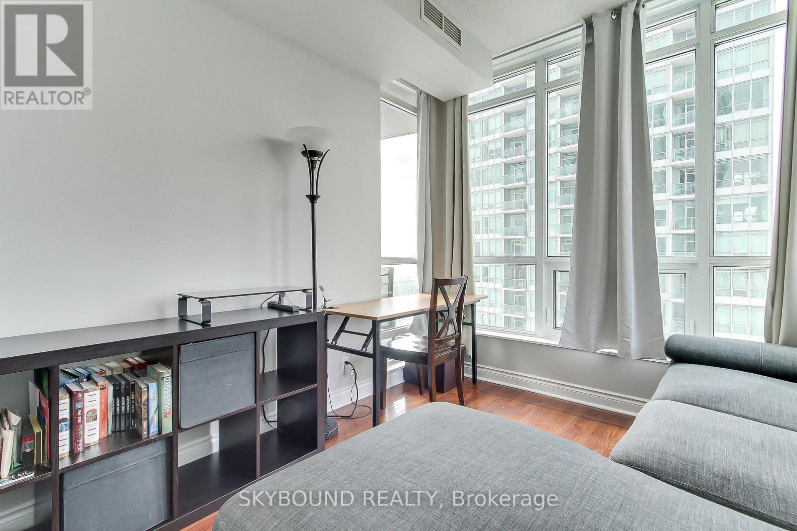 1006 - 1900 Lake Shore Boulevard W, Toronto, Ontario  M6S 1A4 - Photo 22 - W12729512