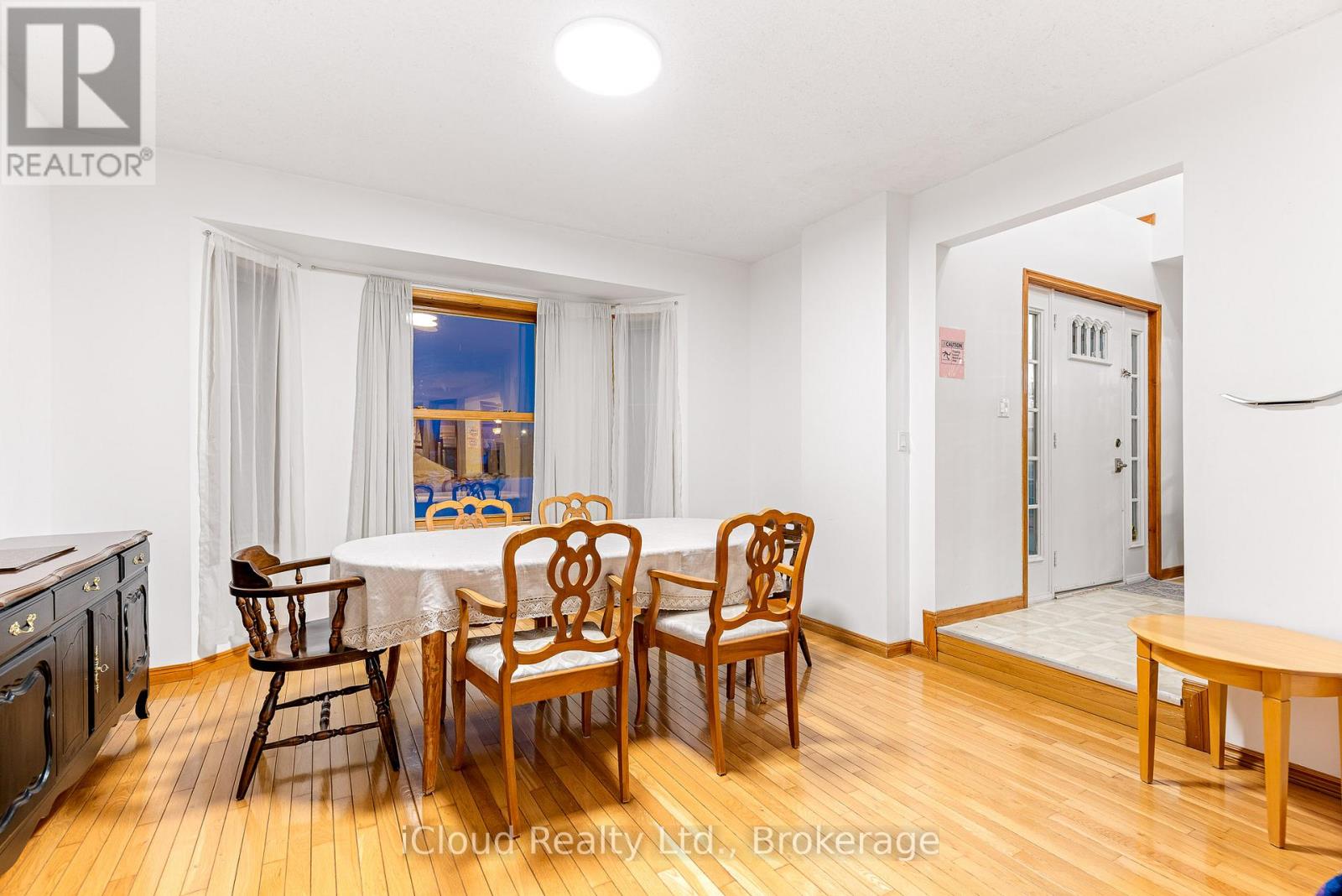 32 Howe Island Ferry Road, Kingston, Ontario  K7L 4V1 - Photo 14 - X12729360