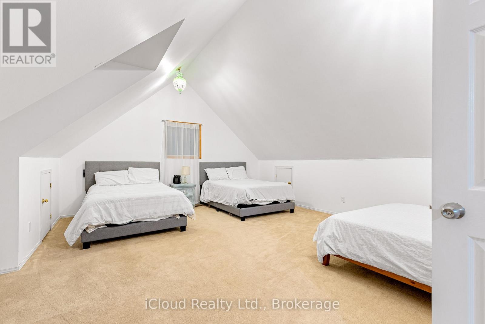 32 Howe Island Ferry Road, Kingston, Ontario  K7L 4V1 - Photo 22 - X12729360