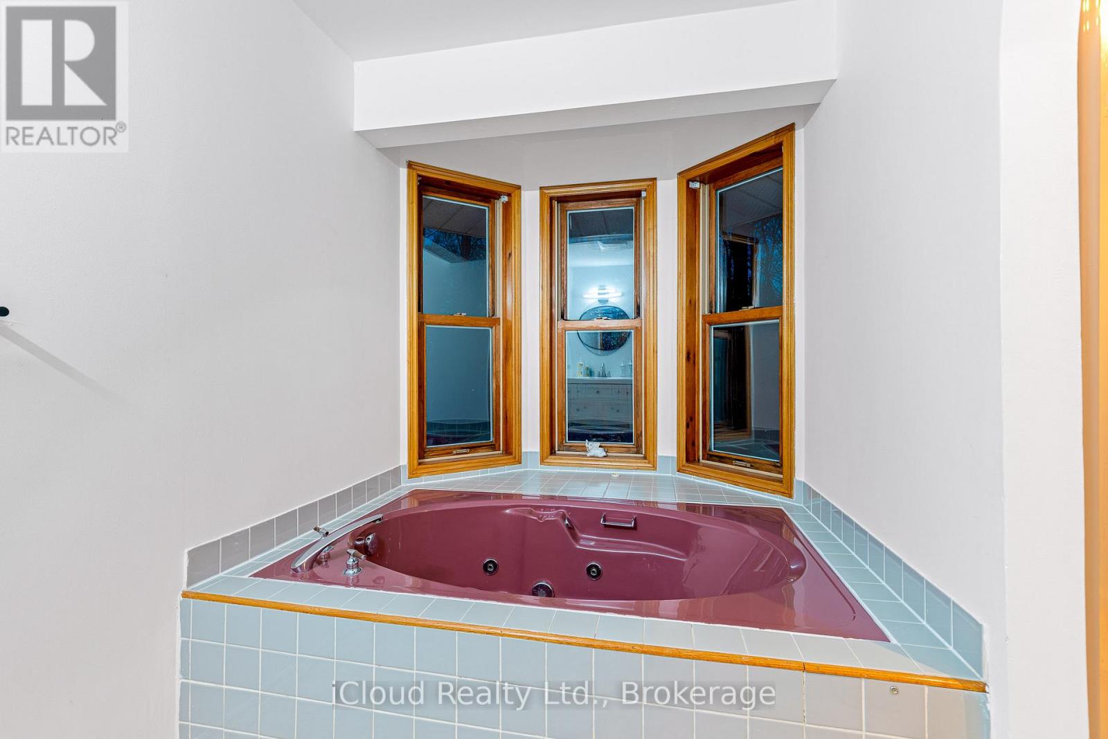 32 Howe Island Ferry Road, Kingston, Ontario  K7L 4V1 - Photo 29 - X12729360