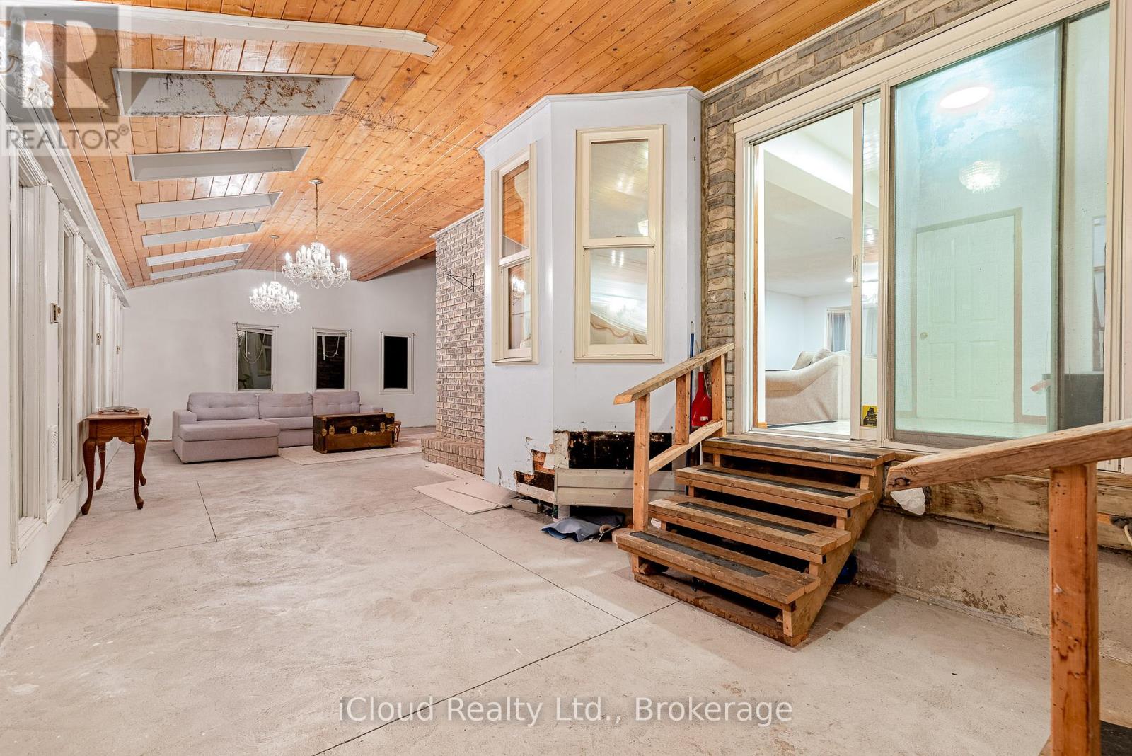 32 Howe Island Ferry Road, Kingston, Ontario  K7L 4V1 - Photo 32 - X12729360