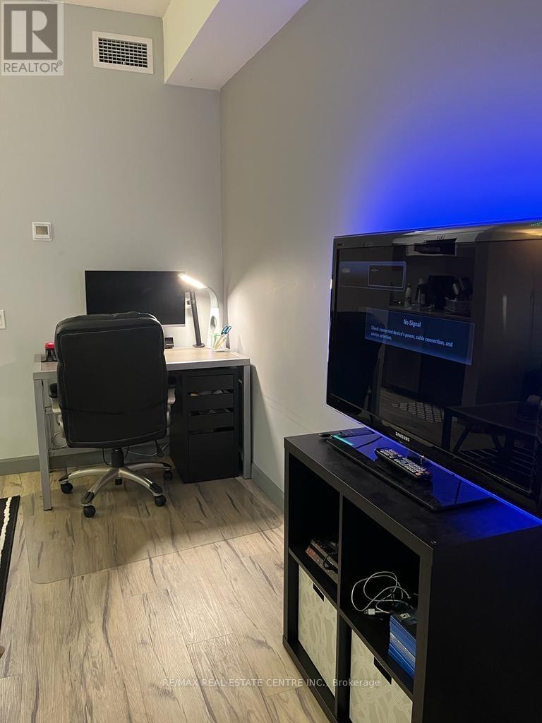 208 - 77 Leland Street, Hamilton, Ontario  L8S 3A1 - Photo 11 - X12729440