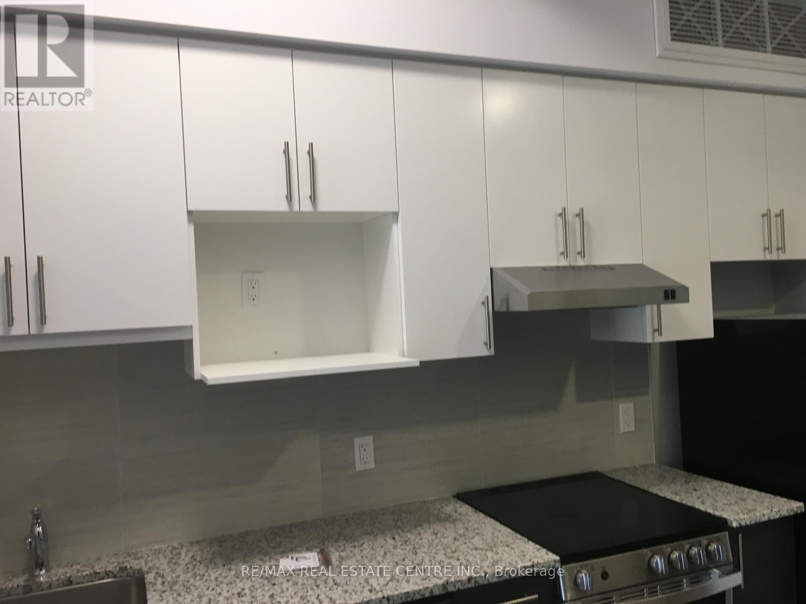 208 - 77 Leland Street, Hamilton, Ontario  L8S 3A1 - Photo 7 - X12729440