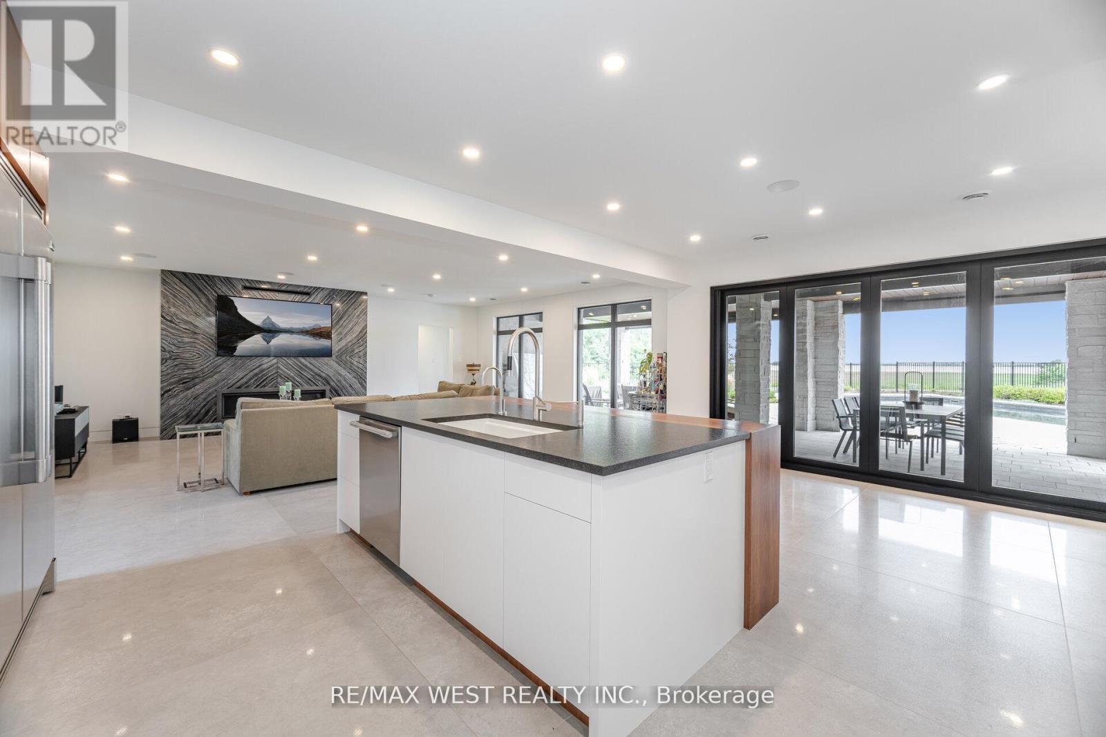 83 Navigation Drive, Prince Edward County, Ontario  K8N 0G1 - Photo 38 - X12729478