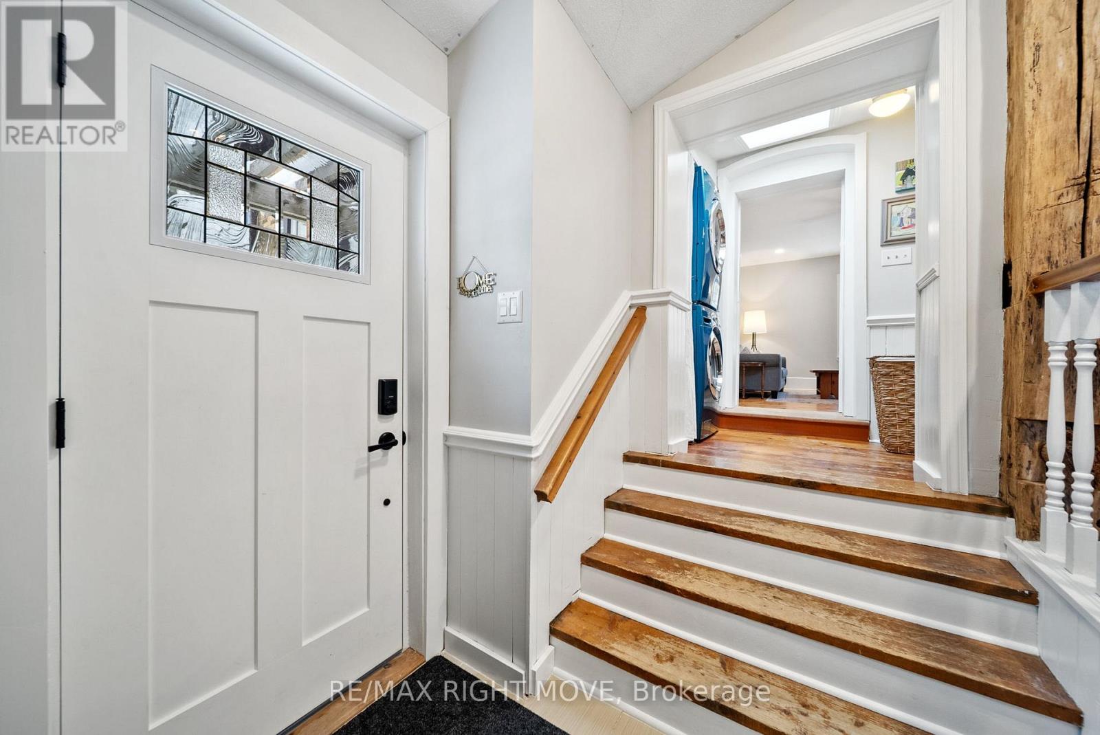 27 Durham St Street, Grey Highlands, Ontario  N0C 1E0 - Photo 4 - X12729498