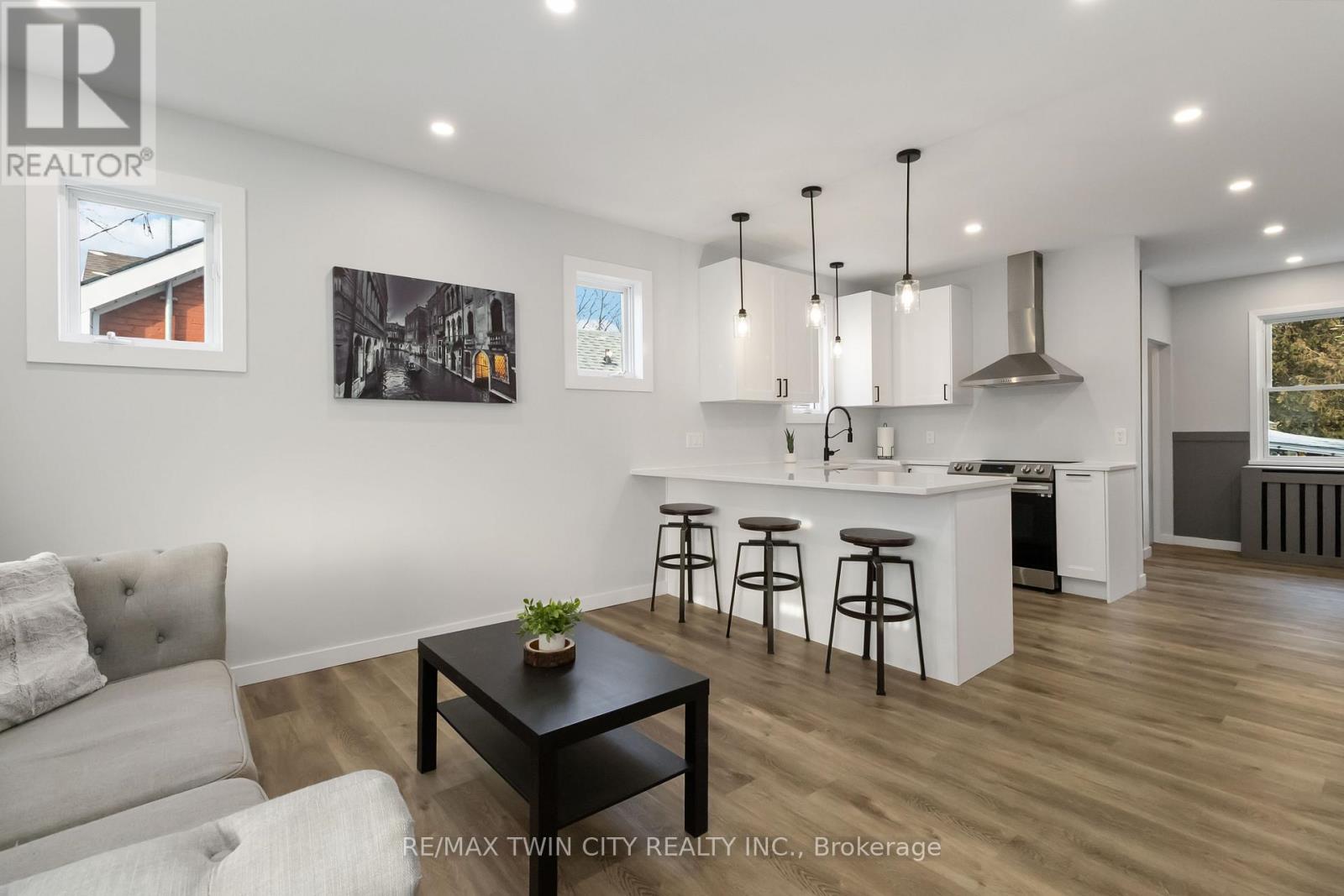 288 Marlborough Street, Brantford, Ontario  N3S 4T5 - Photo 4 - X12729544