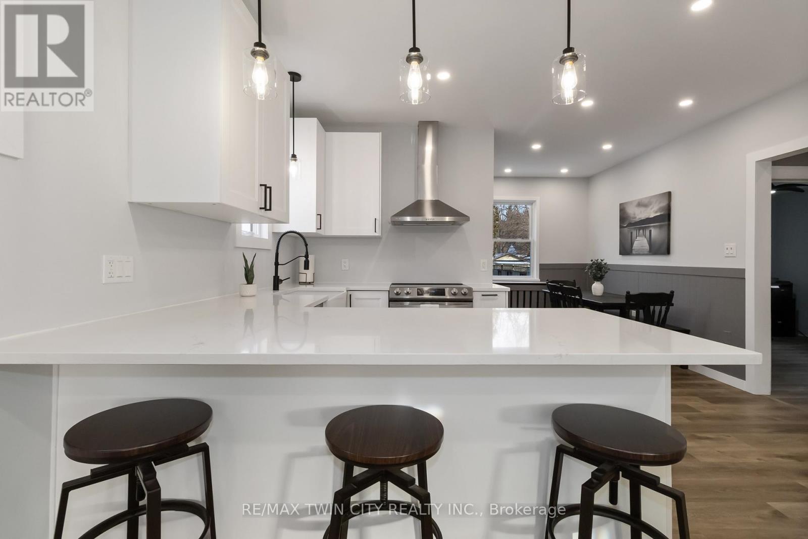 288 Marlborough Street, Brantford, Ontario  N3S 4T5 - Photo 5 - X12729544