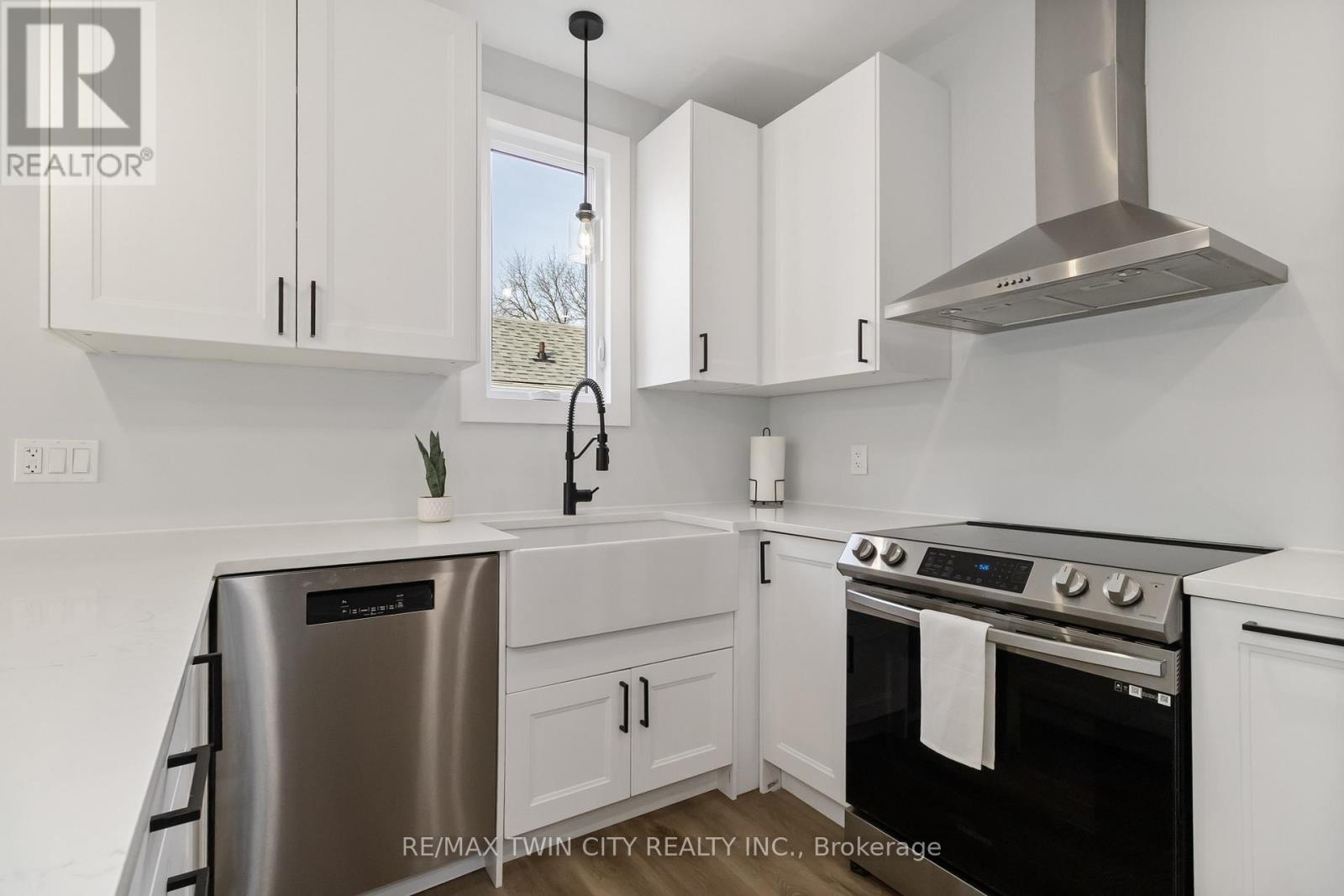 288 Marlborough Street, Brantford, Ontario  N3S 4T5 - Photo 8 - X12729544