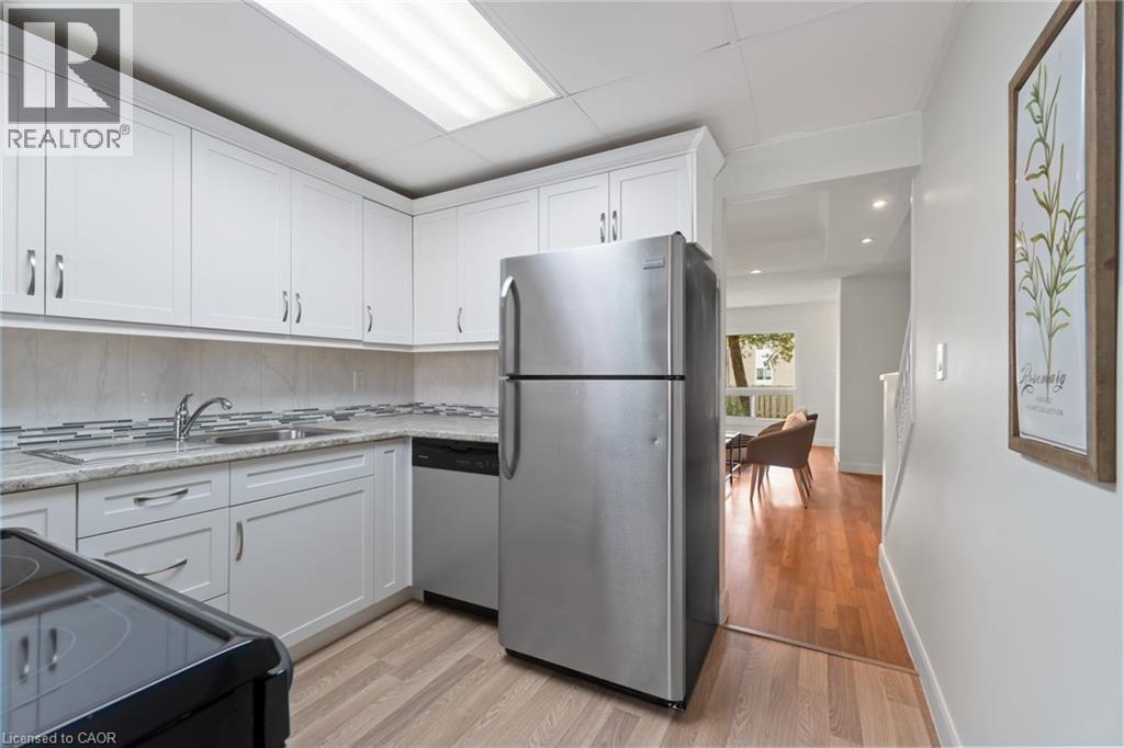 8646 Willoughby Drive Unit# 10, Niagara Falls, Ontario  L2G 6X7 - Photo 12 - 40779788