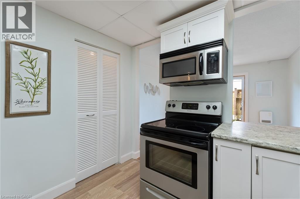 8646 Willoughby Drive Unit# 10, Niagara Falls, Ontario  L2G 6X7 - Photo 15 - 40779788