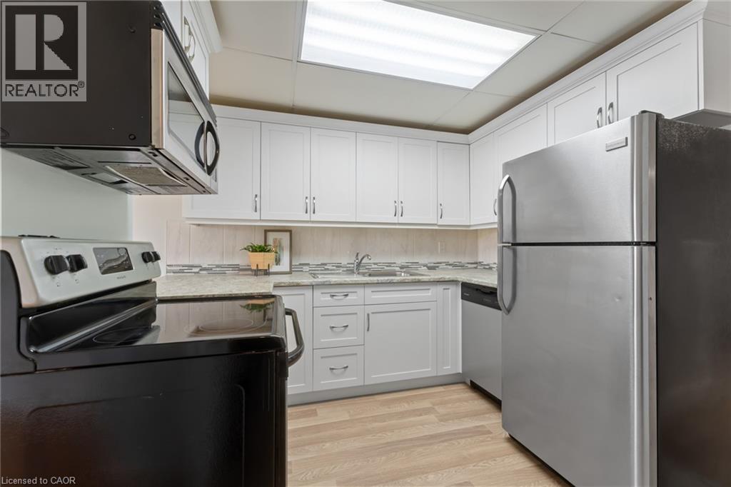 8646 Willoughby Drive Unit# 10, Niagara Falls, Ontario  L2G 6X7 - Photo 11 - 40779788