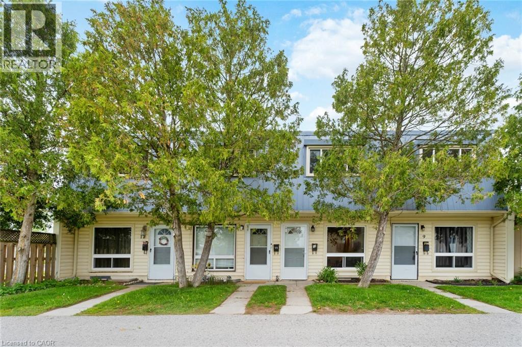 8646 Willoughby Drive Unit# 10, Niagara Falls, Ontario  L2G 6X7 - Photo 4 - 40779788