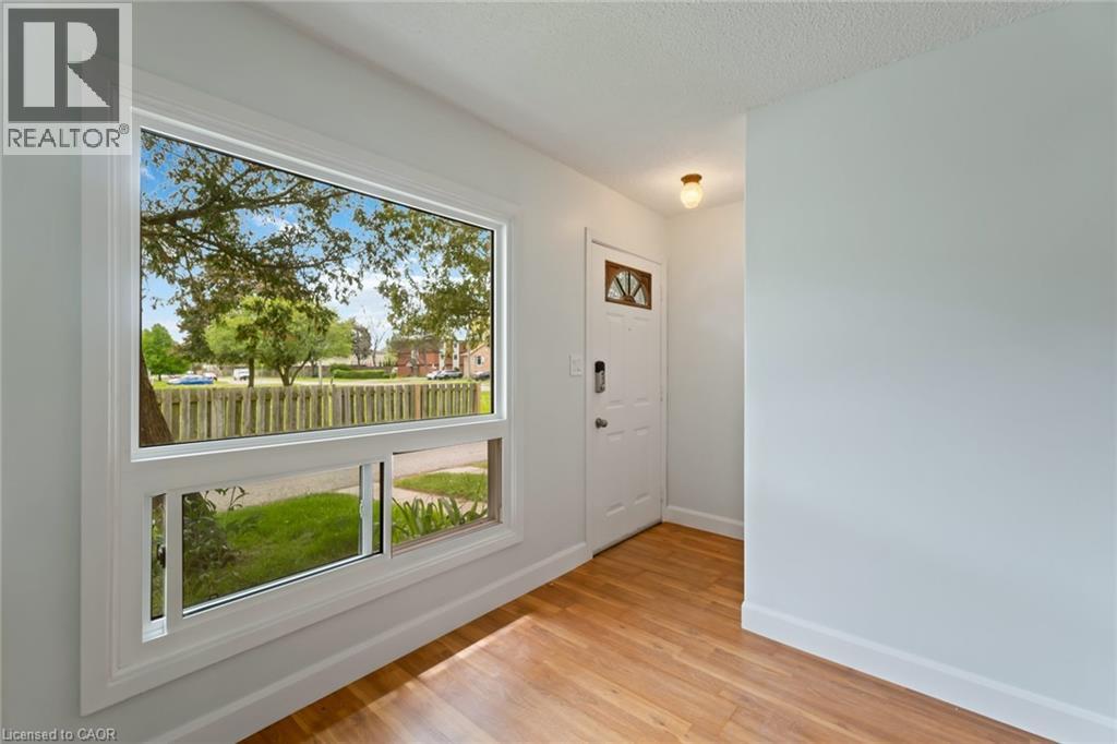 8646 Willoughby Drive Unit# 10, Niagara Falls, Ontario  L2G 6X7 - Photo 5 - 40779788