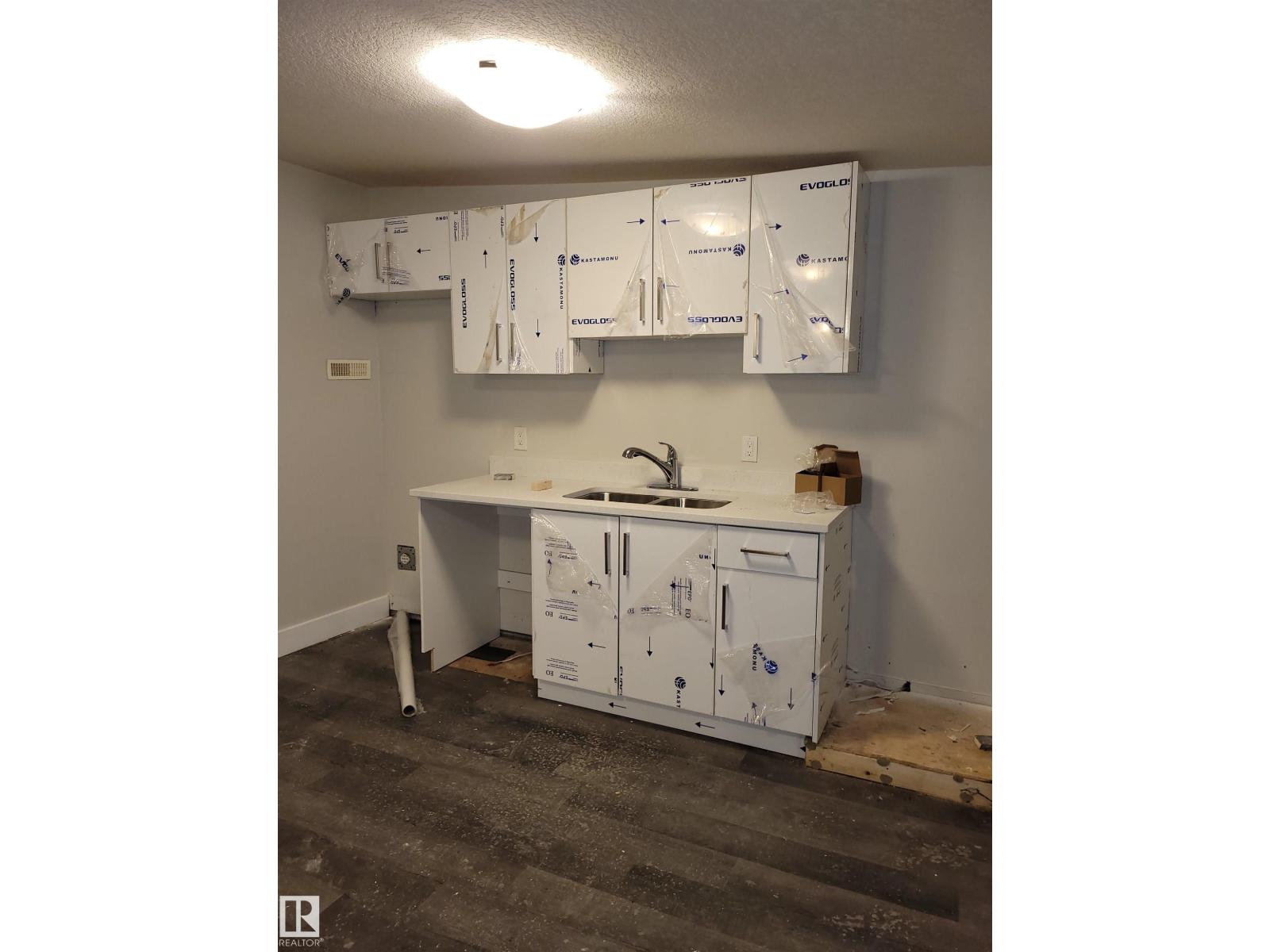 9131 83 Av Nw, Edmonton, Alberta  T6C 1B6 - Photo 22 - E4471078