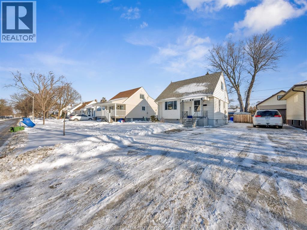 1790 Labadie, Windsor, Ontario  N8Y 4H5 - Photo 2 - 26001924
